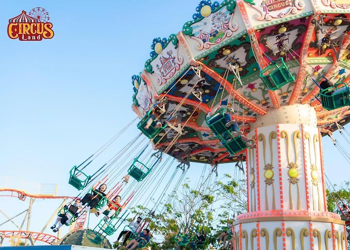 Wonderland Khu cắm trại 4*